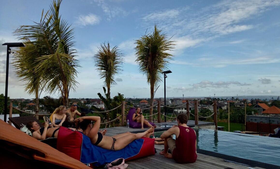 The Escape Hostel Canggu Esterno foto